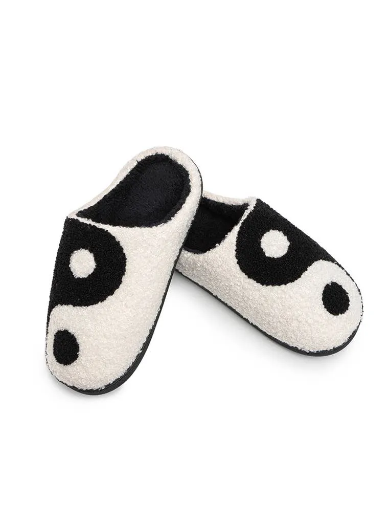 Indoor / Outdoor Slippers - Yin Yang - Black & White: M/L