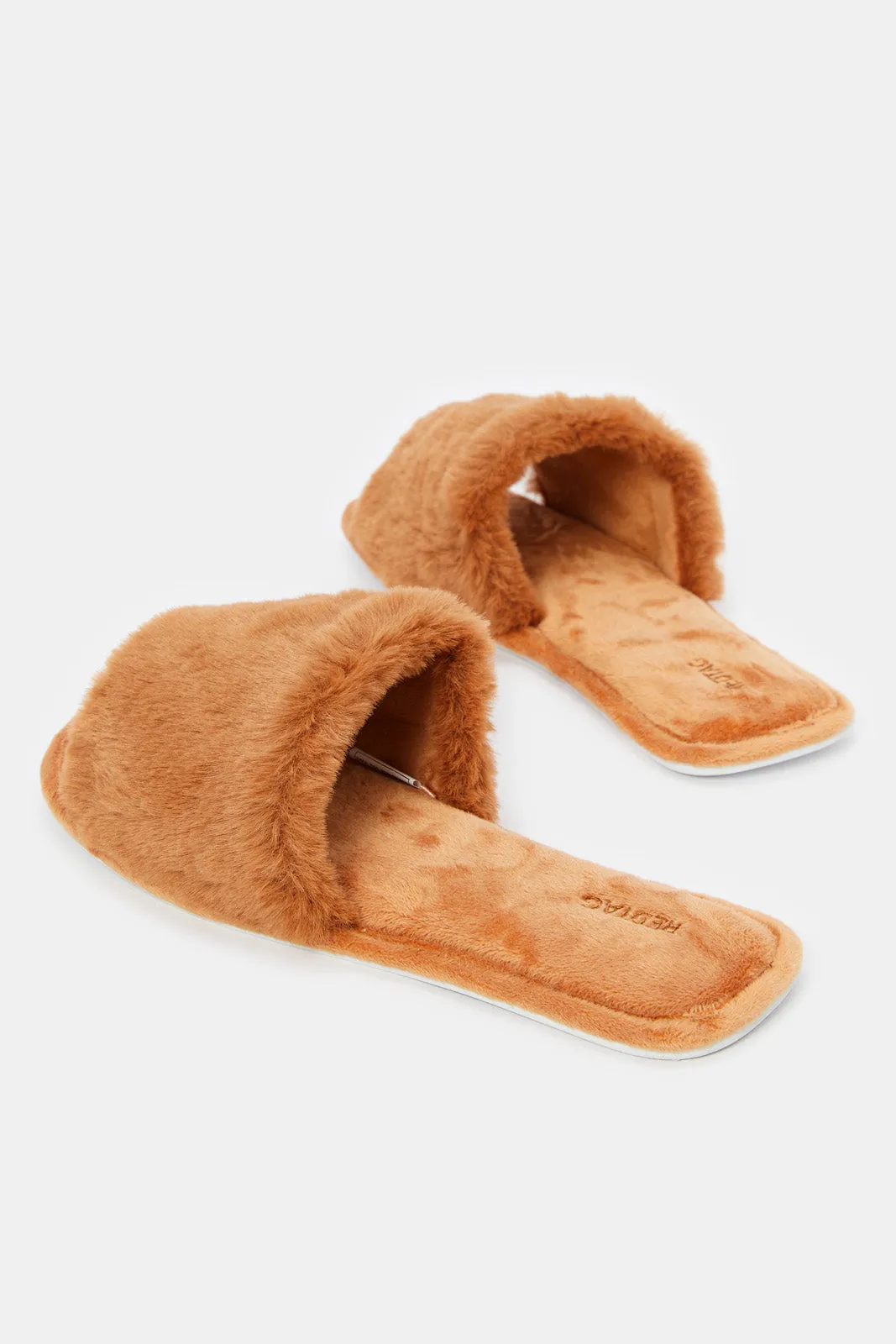 Women Tan Plain Classic Slipper